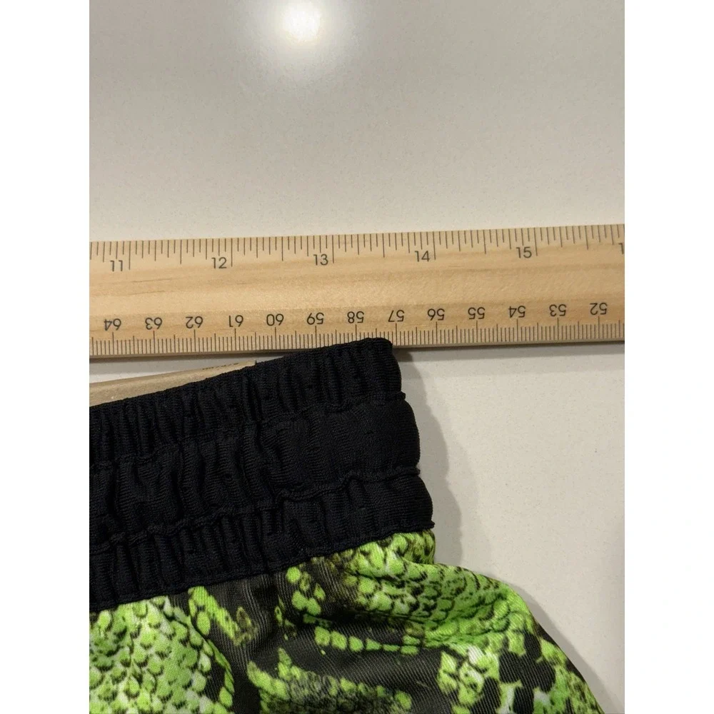 Jordan Dri-FIT Diamond Mesh Shorts Mens Green Snakeskin HF9907-358 Size S 7in